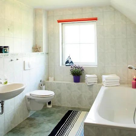 Ferienhaus Ferienhaeuser Am Kummerower See, Verchen, Cleaning Included
